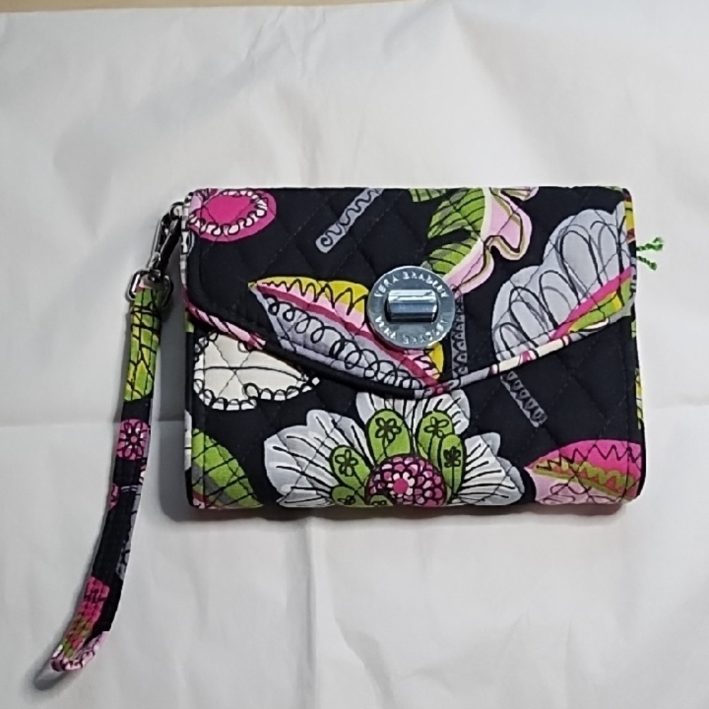 Vera Bradley Your Turn Smartphone Wristlet Moon Blooms